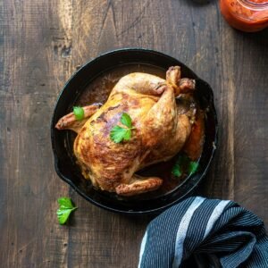 Frango Assado com Batatas no Forno Dourado e Suculento
